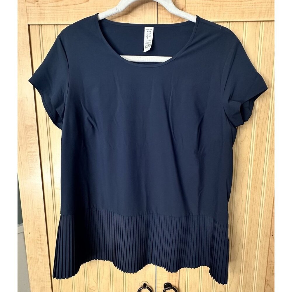 SPANX Yes Pleats‎ Shirt Womens Medium Navy Blue Active Stretch UPF 50 Athleisure
